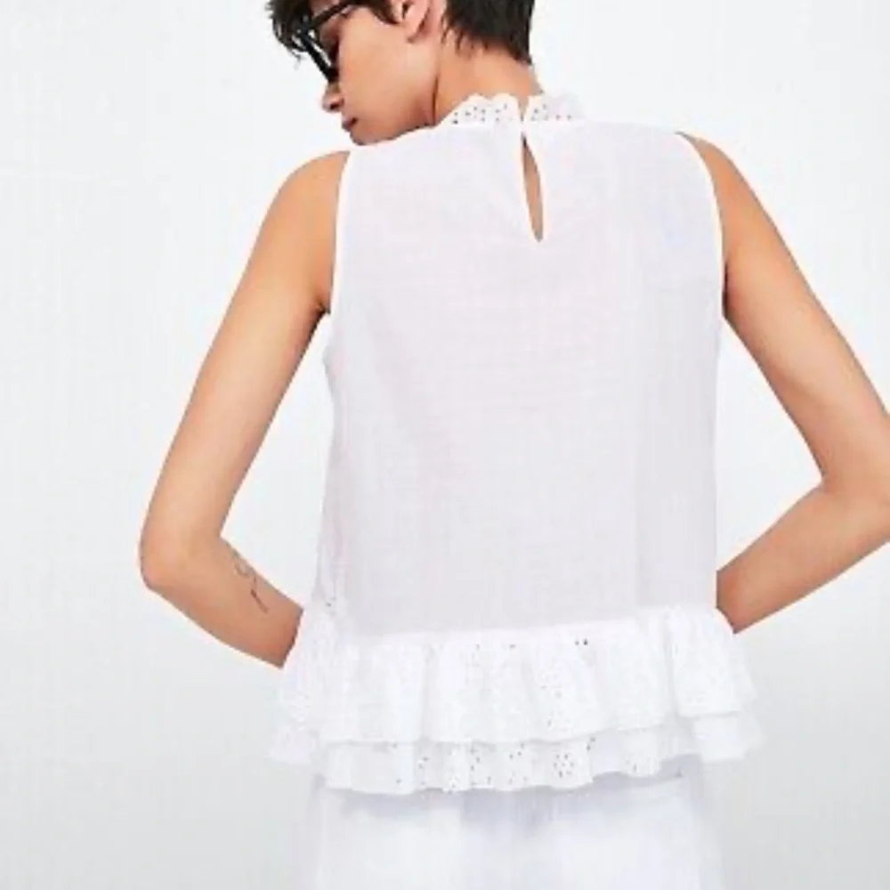 Zara opened eyelet ruffled blouse sleeveless white Size S - Picture 8 of 13